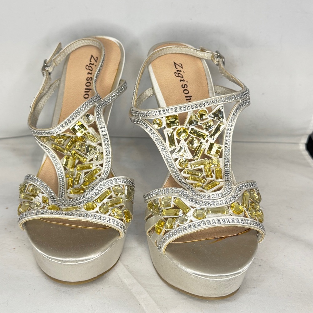 Zigi Soho Women's Glittering Silver and Gold Heels